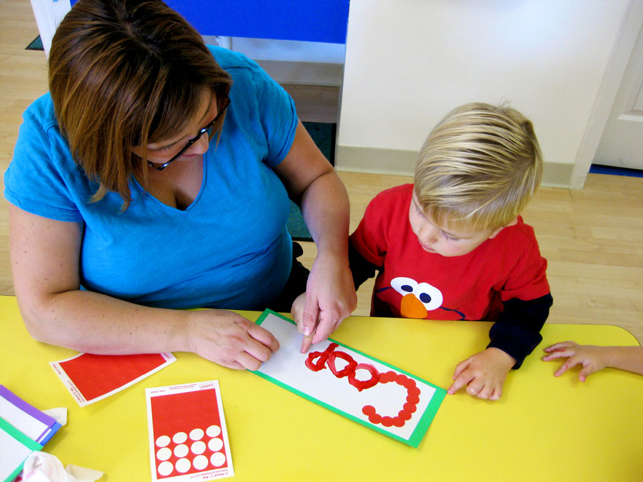 Kinesthetic name and letter recognition with the Early 3's