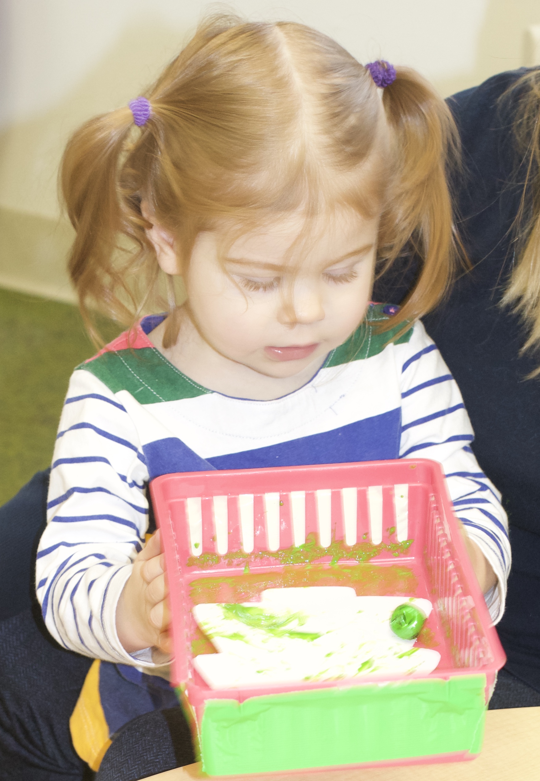 Creative Tots Preschool~Jingle Bell Process Art 